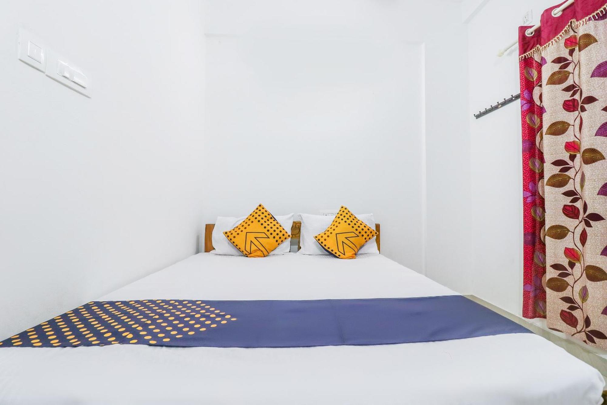 Spot On Rohini Inn Kadampuzha Kottakkal Zewnętrze zdjęcie